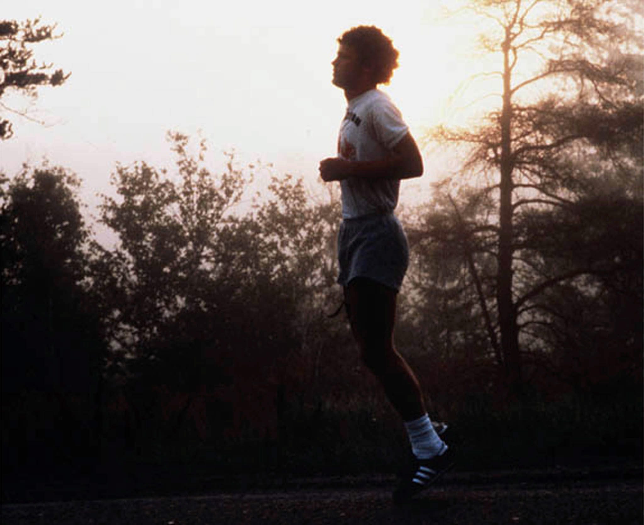 Runner Terry Fox continues his Marathon of Hope run across Canada, Sept. 1980. (CP PHOTO/ files)