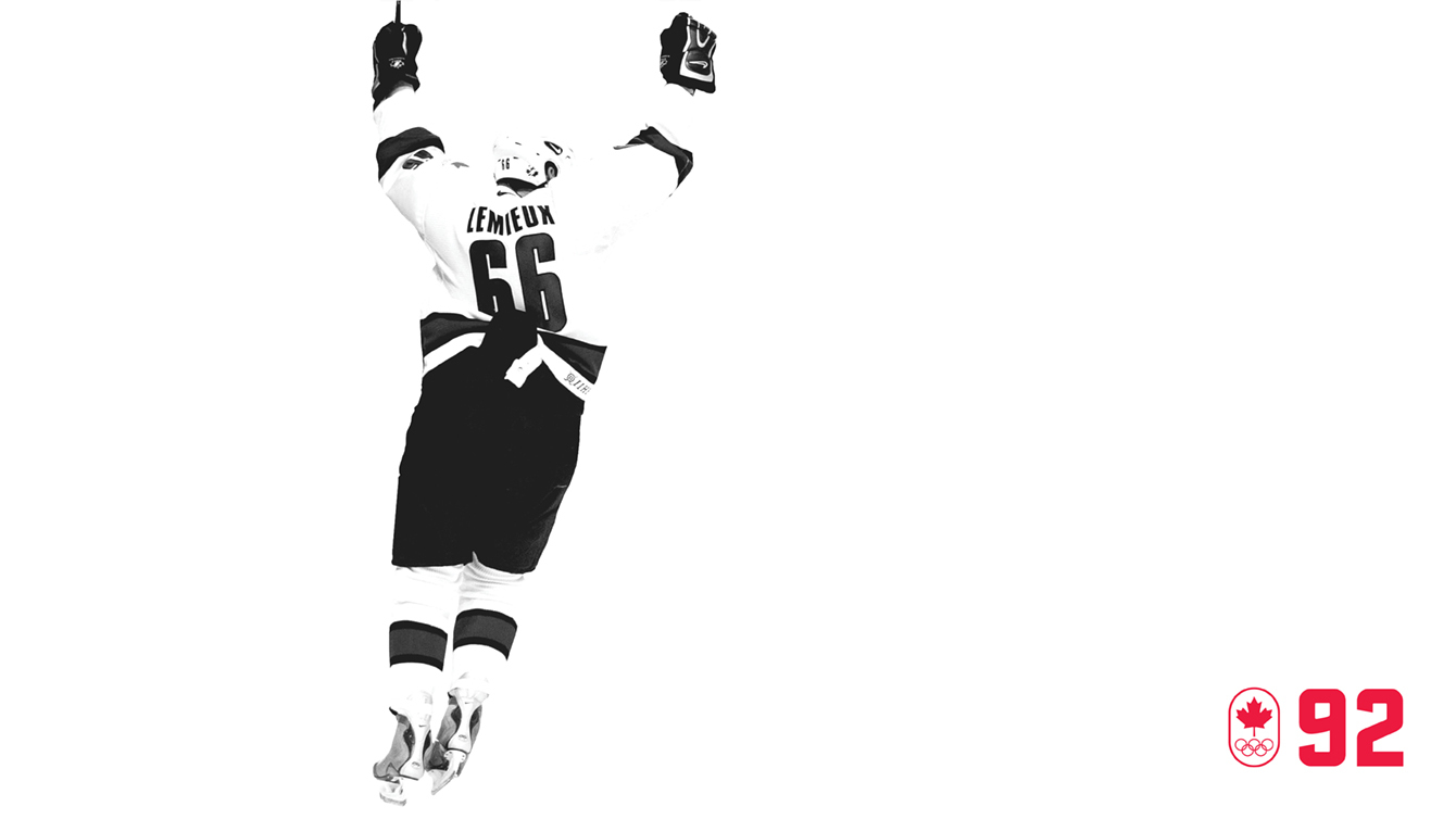 Mario Lemieux had missed much of the NHL season after hip surgery, but painkiller injections kept him on the ice at Salt Lake City 2002. Sporting the “C” for Canada’s squad of NHL stars, he led them to the country’s first Olympic gold in men’s ice hockey in 50 years. BE A LEADER