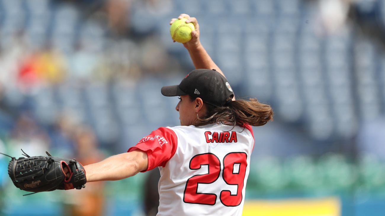 What are the differences between baseball and softball? - Team Canada -  Official Olympic Team Website