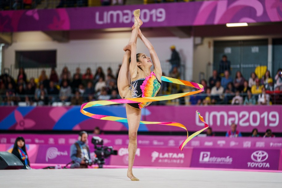 Natalie Garcia performing her ribbons routine at Lima 2019.