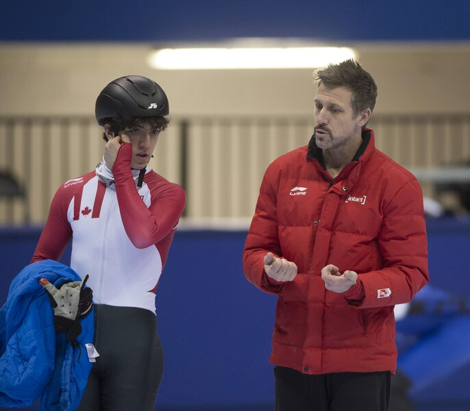 Marc Gagnon coaching skater