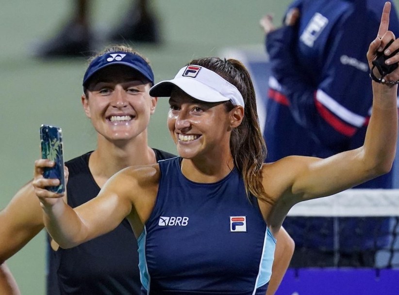 Gabriela Dabrowski and Luisa Stefani