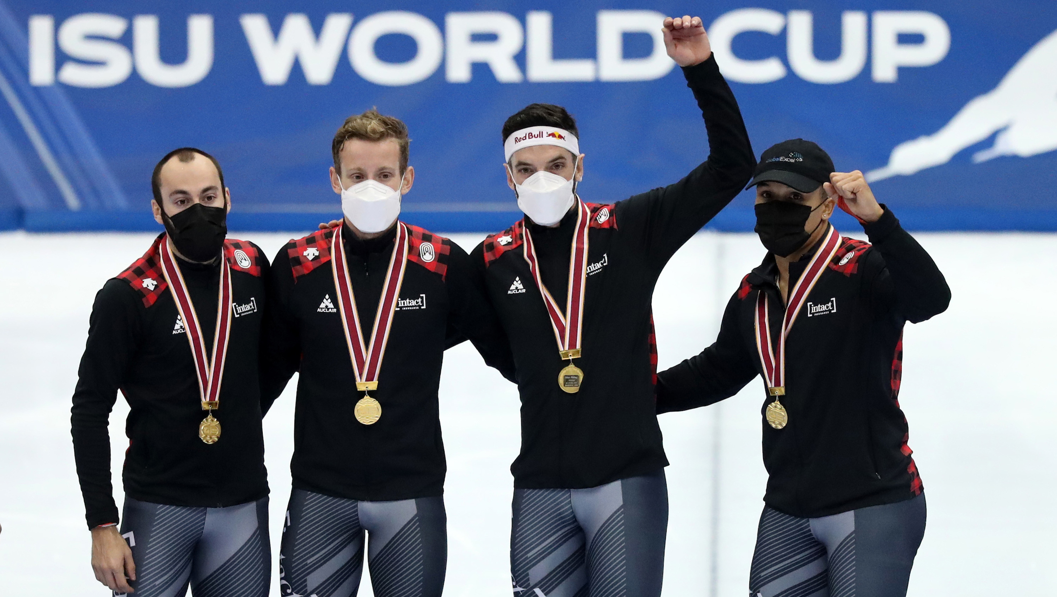 Short Track Canada captures gold in men's relay Team Canada Official Olympic Team site