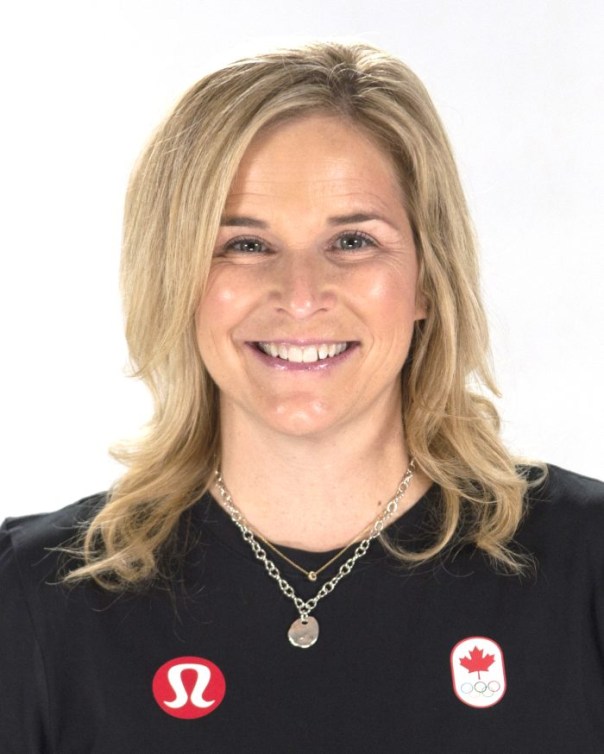 Jennifer Jones headshot