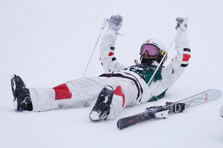 Canada's Mikael Kingsbury celebrates after finishing first in the final of the World Cup men's dual moguls skiing competition Friday, Feb. 5, 2021, in Deer Valley, Utah. (AP Photo/Rick Bowmer)