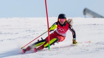 Amelia Smart goes around a gate in a slalom ski race