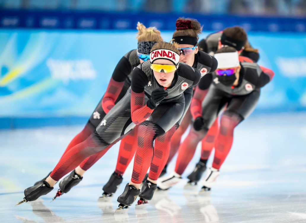 Team Canada Women's speed skating team trains before competition