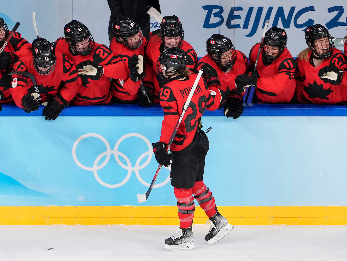 Team Canada wins women's hockey gold at Beijing 2022 Team Canada