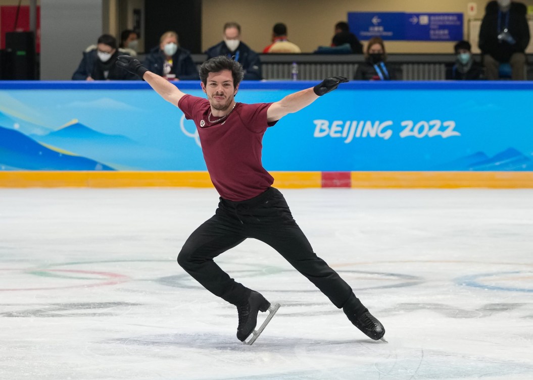 Team energy inspires Canadian figure skaters as they look ahead to  individual Olympic events - Team Canada - Official Olympic Team Website