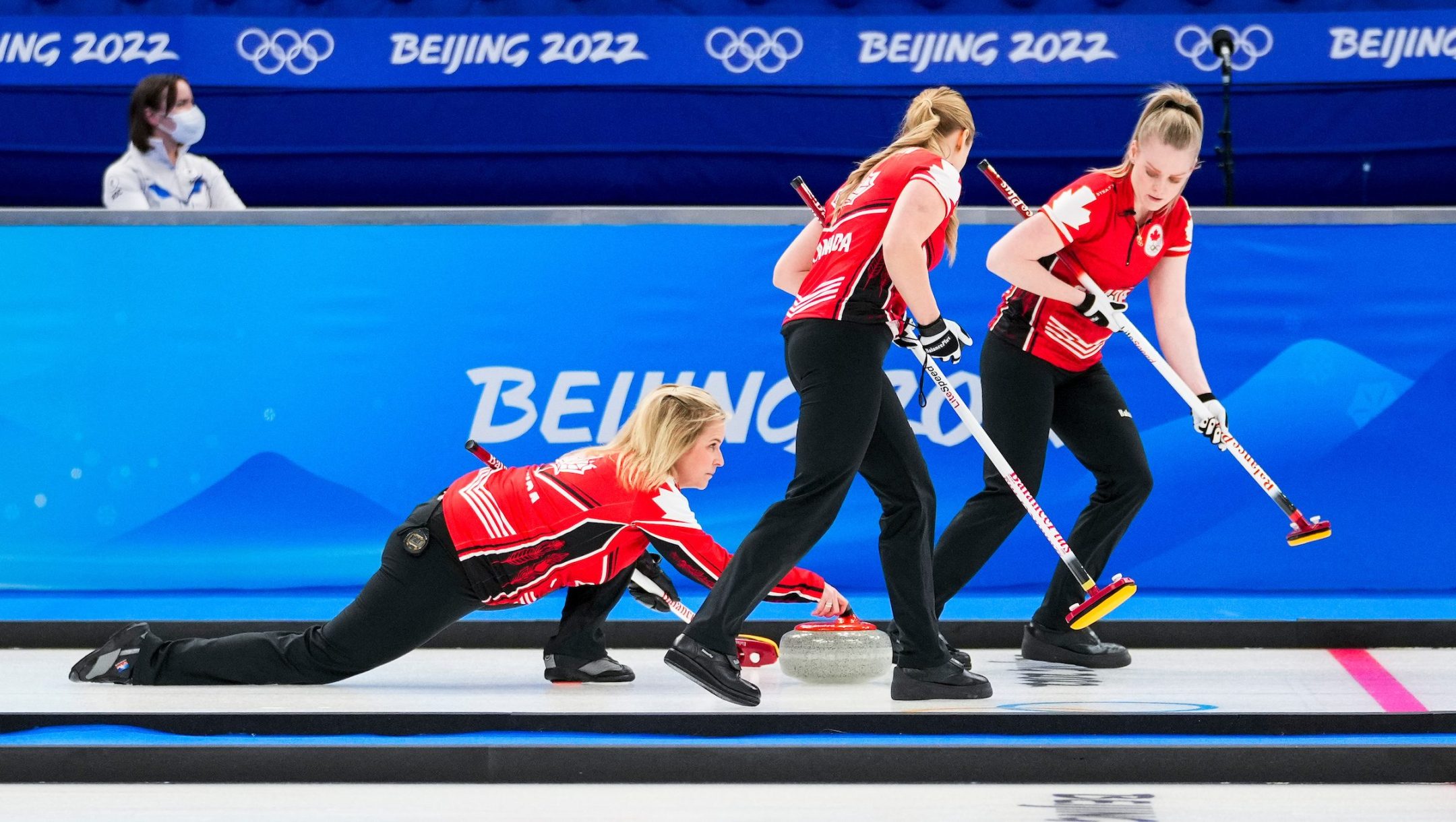 Measurement gives Sweden 7-6 win over Canada in women's curling at Beijing  2022 - Team Canada - Official Olympic Team Website