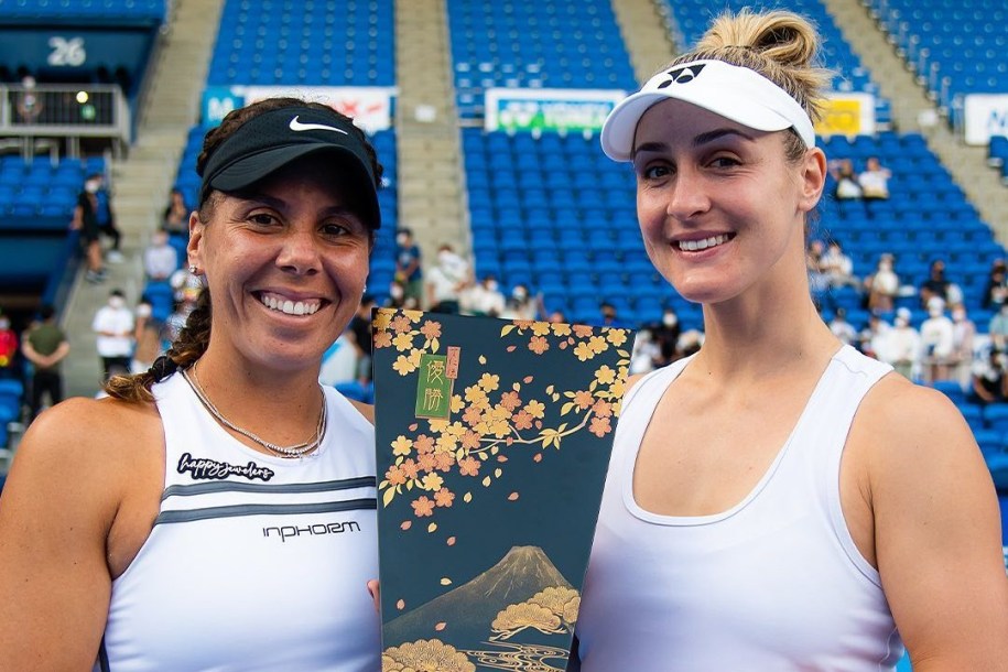 Gabriela Dabrowski and her partner Mexico's Giuliana Olmos won the women's doubles tournament at the Pan Pacific Open in Tokyo on September 25, 2022. Photo by: WTA.