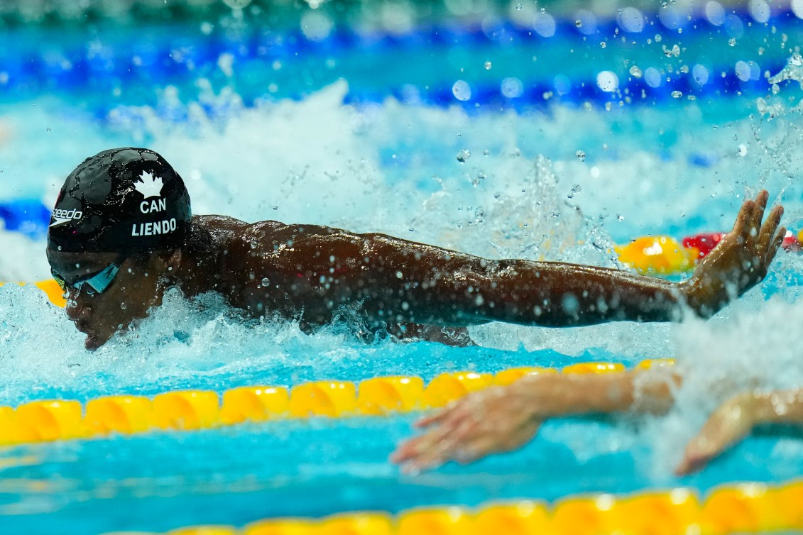 Joshua Liendo swims butterfly stroke