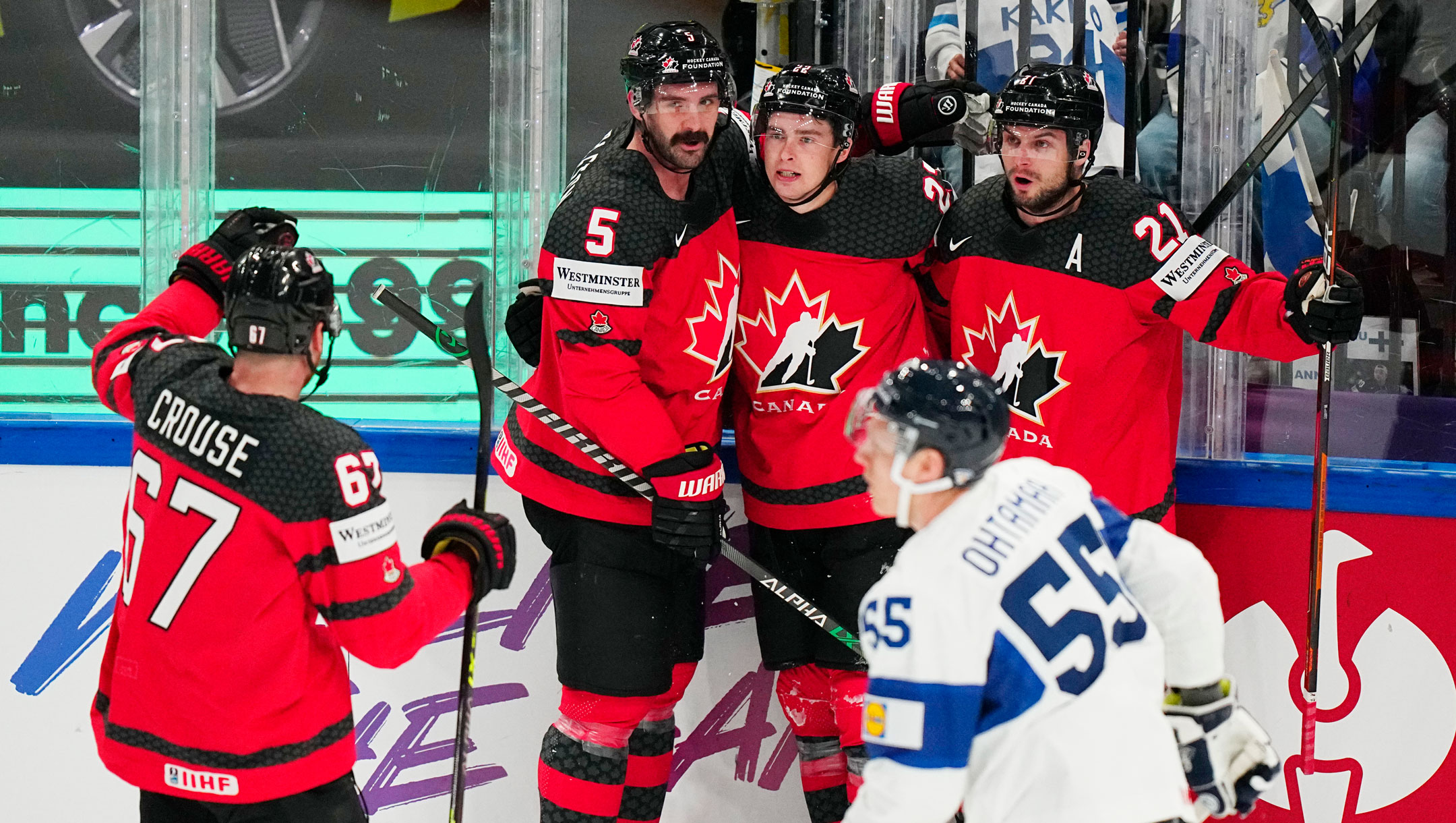 Team Canada advances to IIHF Women's World Championship semifinals - Team  Canada - Official Olympic Team Website