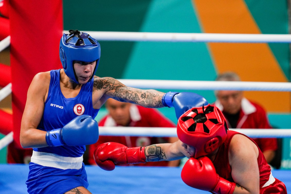Tammara Thibeault of Canada battles against Citlalli Ortize of Mexico in the Women's boxing 75kg Semifinals during the Santiago 2023 Pan American Games