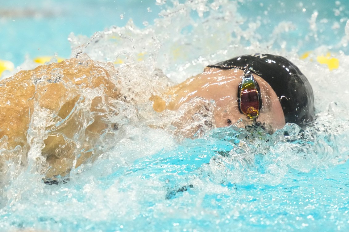 Penny Oleksiak swimming in a freestyle race