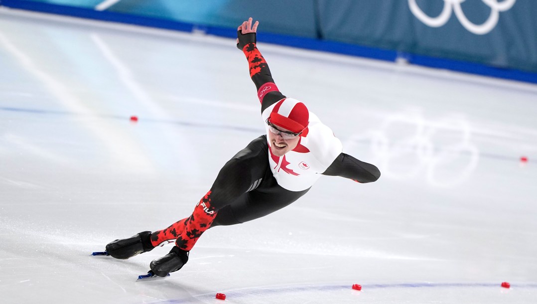 Cédrick Brunet competes in long track speed skating.