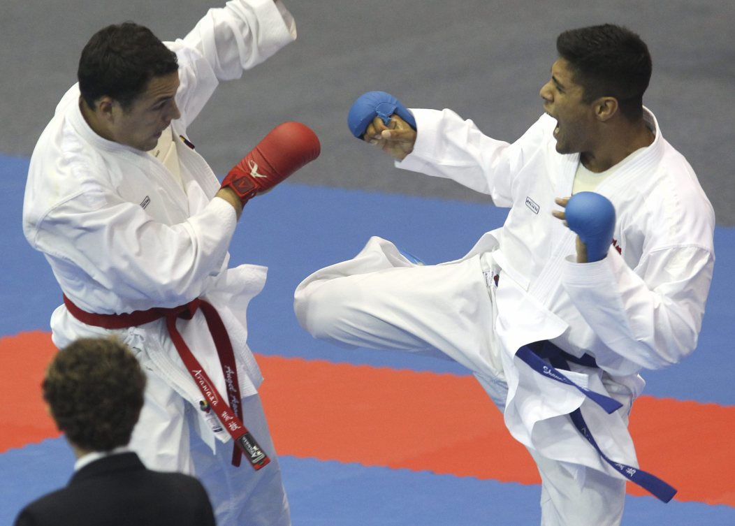 Shaun Dhillon et Angel Aponte lors des demi-finales des Jeux Pan Américains de Guadalajara.