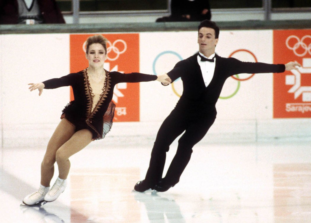 Le couple de danse de patinage artistique du Canada Tracy Wilson et Robert ...