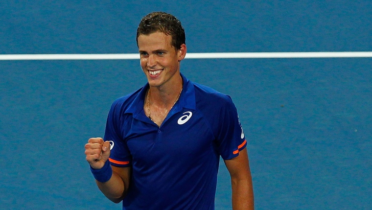 Vasek Pospisil après avoir défait Ivo Karlovic au tournoi d'Auckland, le 11 janvier 2015 (Photo : Getty).