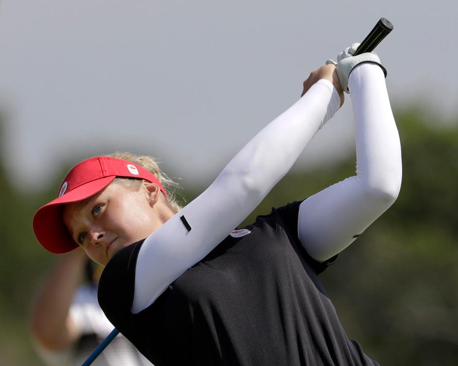 Brooke Henderson est toujours dans le coup après la troisième ronde.