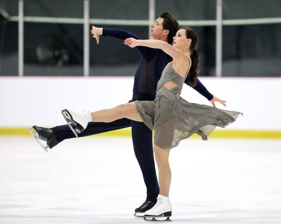 Tessa Virtue et Scott Moir lors de leur danse libre aux Internationaux Classiques d'automne, le 1er octobre 2016 (Photo/COC Greg Kolz)