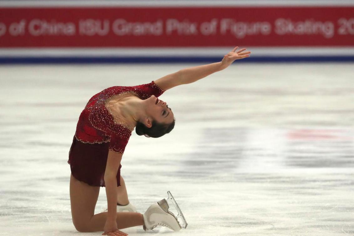 kaetlyn Osmond à la fin de son programme libre à la Coupe de Chine, le 19 novembre 2016 à Beijing. (AP Photo/Ng Han Guan)