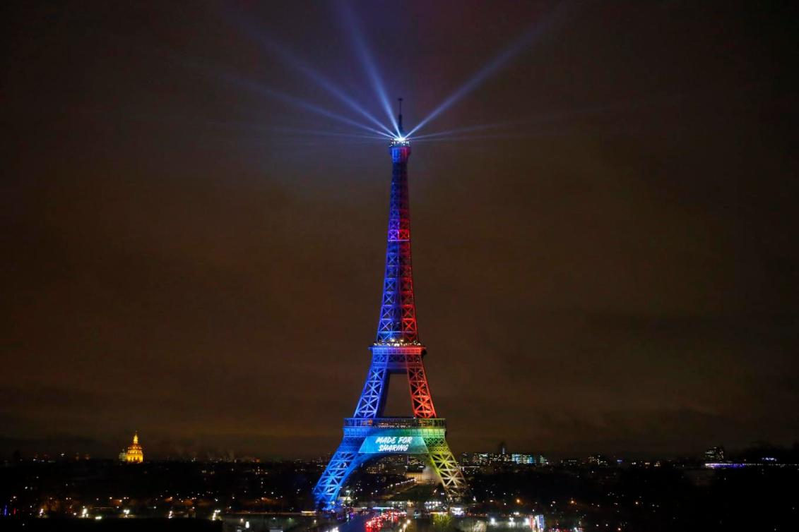 La Tour Eiffel en lumière. 
