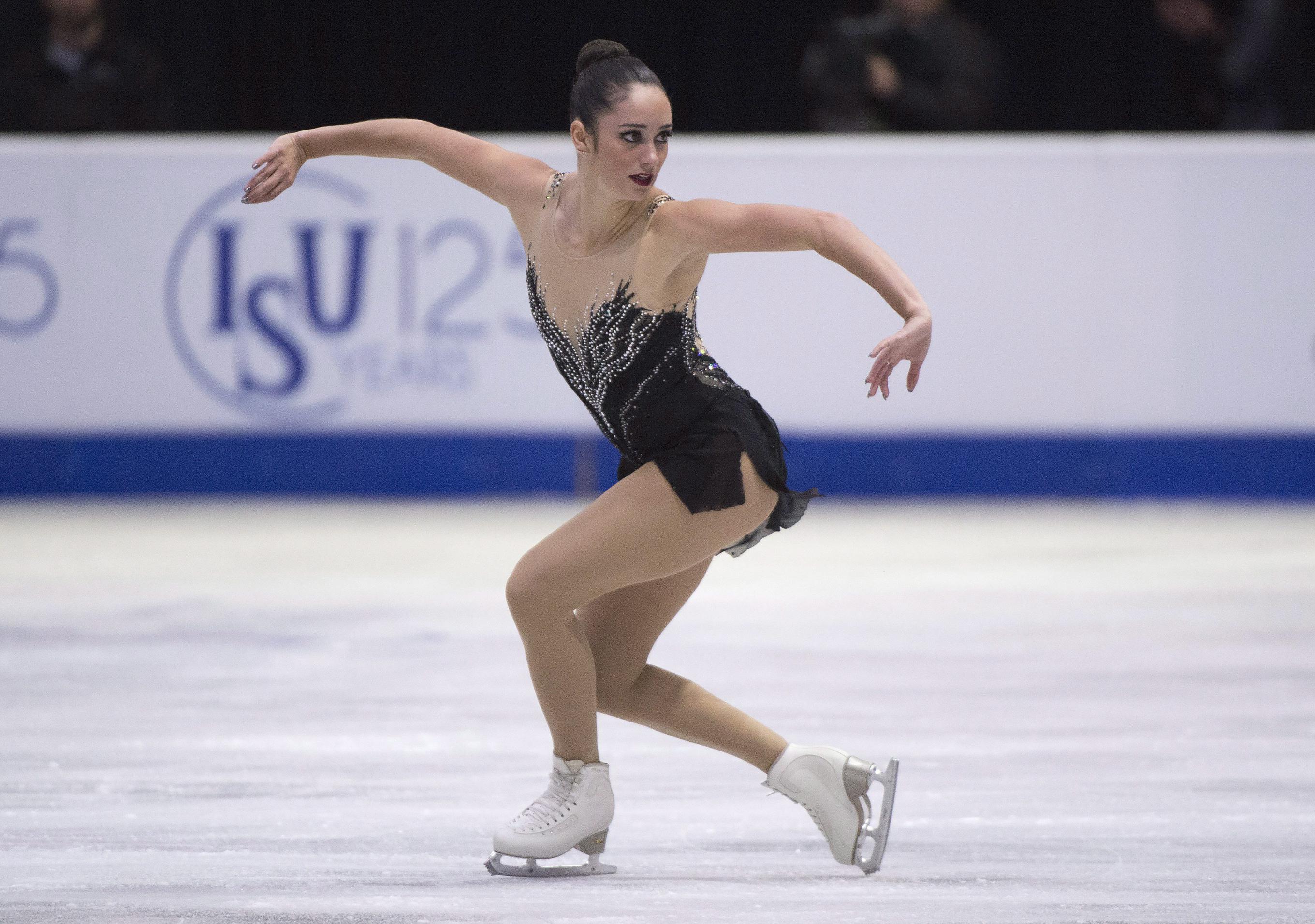 Kaetlyn Osmond d'Équipe Canada exécute son programme libre au Grand Prix Skate Canada de l'ISU à Régina, 28 octobre 2017.