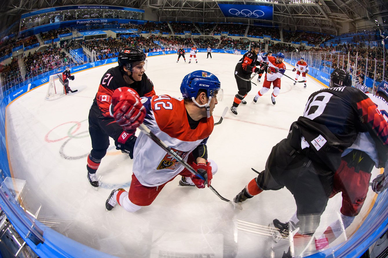 Le Canada et la République tchèque s'affrontent en ronde préliminaire du tournoi olympique de hockey masculin des Jeux de PyeongChang, le 17 février 2018. 