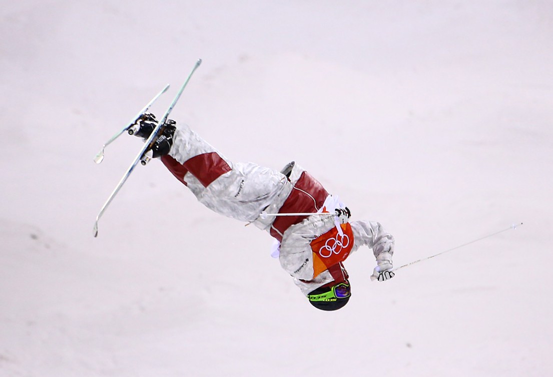 Le Canadien Marc-Antoine Gagnon concourt à la finale de la compétition masculine des bosses aux Jeux olympiques d’hiver de PyeongChang 2018, en Corée du Sud, le 12 février 2018. (Photo : Vaughn Ridley/COC)