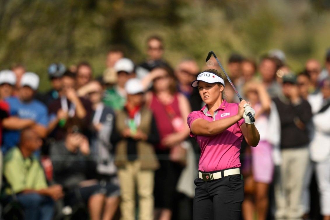 Brooke Henderson joue lors de la troisième ronde de l'Omnium canadien, le 25 août 2018, à Regina, en Saskatchewan. Photo Bernard Brault, Golf Canada